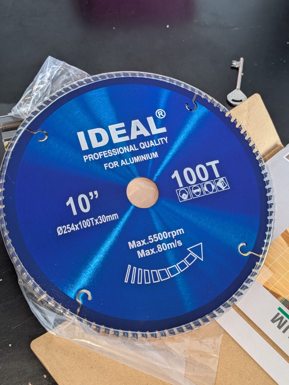 10'' * 100T Aluminium Blade