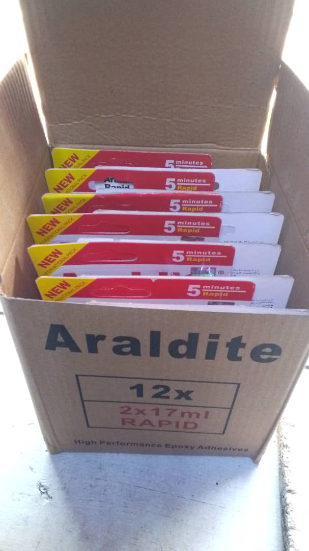 Araldite Nyeupe 12*